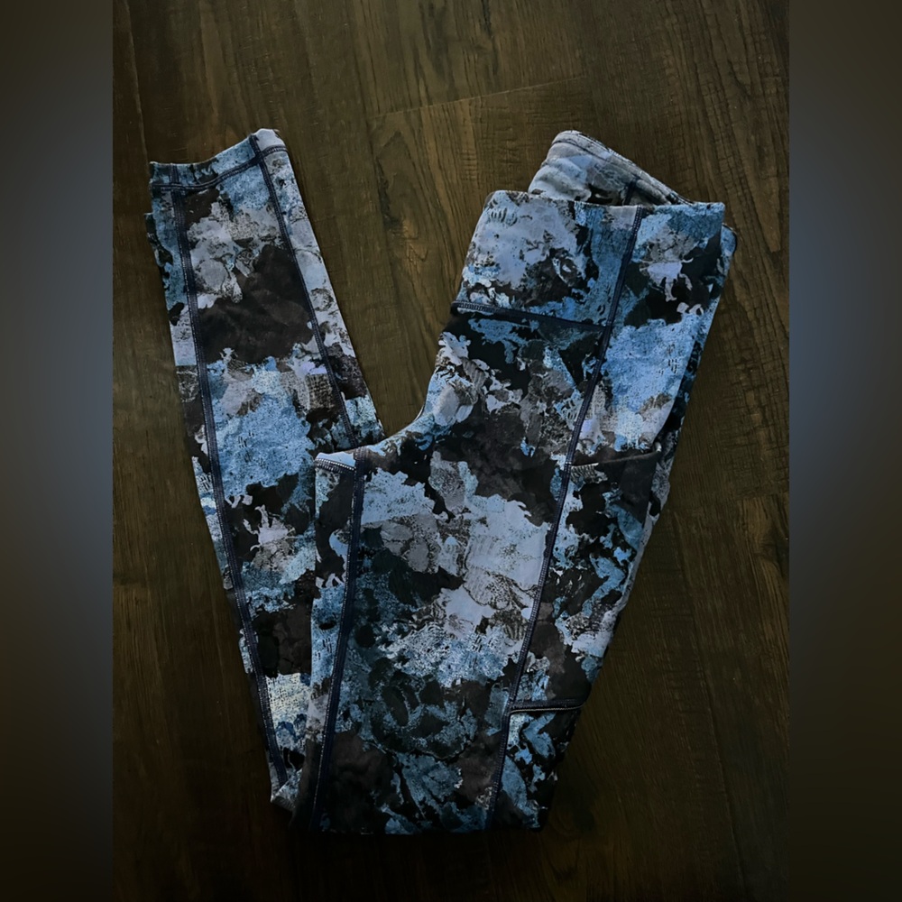 Lululemon Leggings - Picture 7 of 8